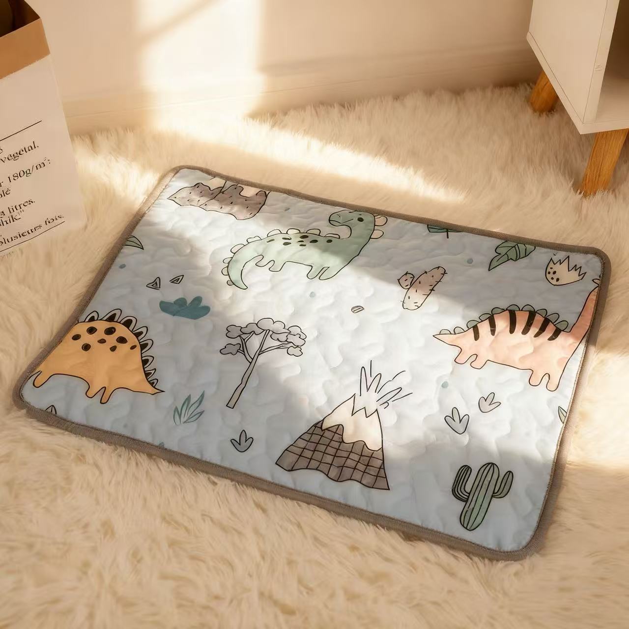 Four-Season Pet Mat – Soft, Non-Slip Bed Pad for Dogs & Cats