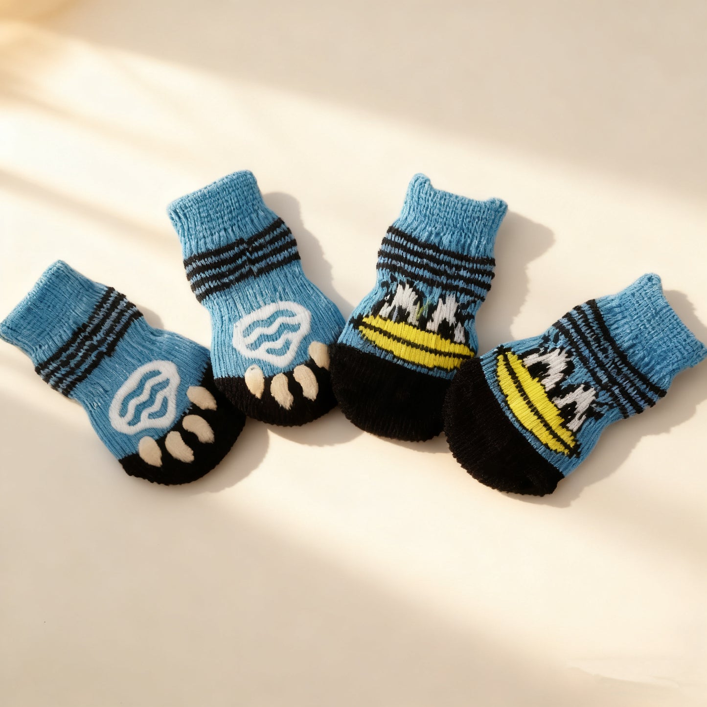 Pet Socks – Non-Slip Warm Socks for Dogs & Cats