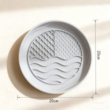 Pet Silicone Lick Mat – Slow Feeder & Eating Pad for Dogs & Cats