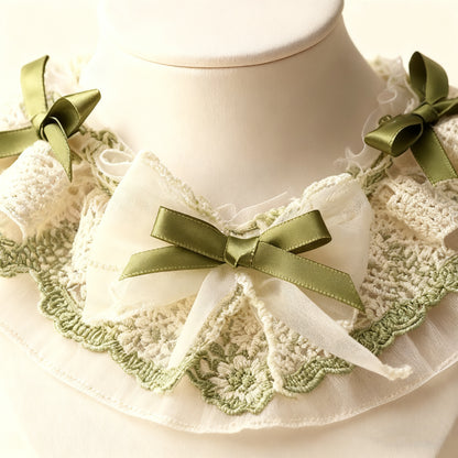 Lace Pet Bandana – Elegant Bib with Lace Trim for Dogs & Cats