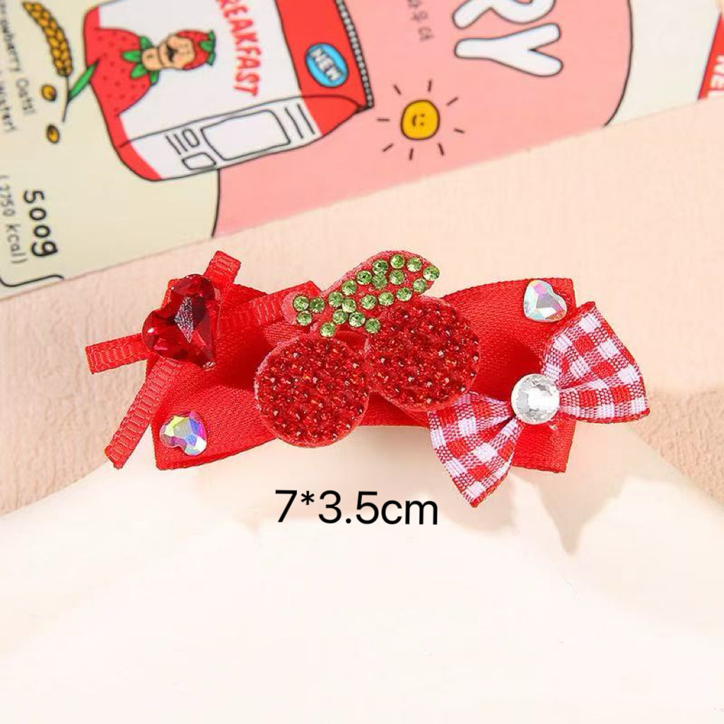 Cute Pet Hair Clips – Soft & Stylish Accessories for Cats & Small Dogs