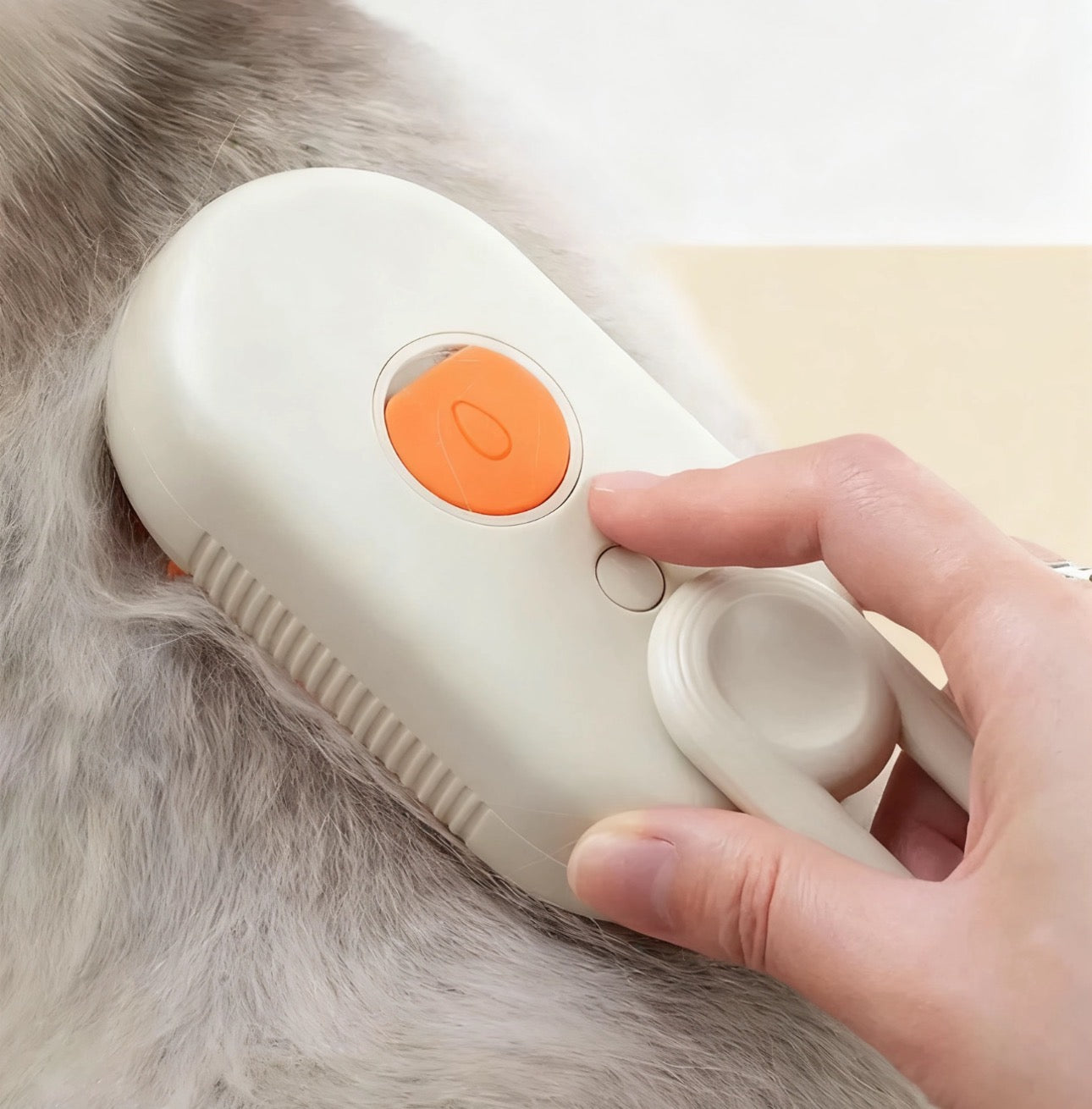 Rechargeable Steam Pet Grooming Brush – Reduce Shedding & Massage for Dogs & Cats