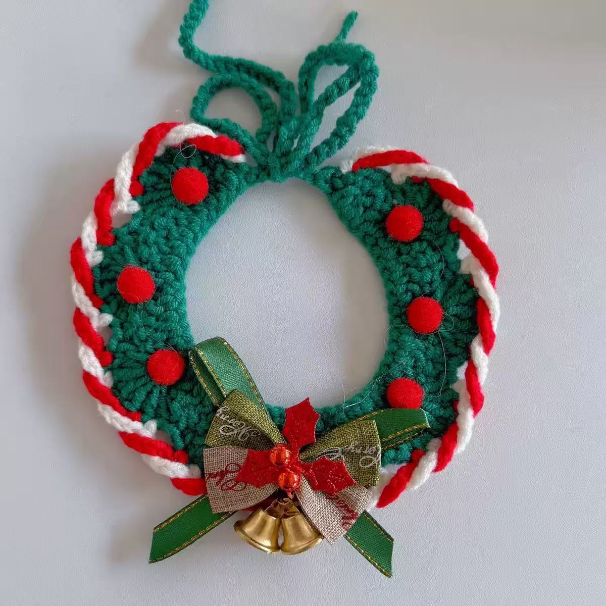 Christmas Knitted Pet Bandana – Cozy Holiday Bib for Dogs & Cats