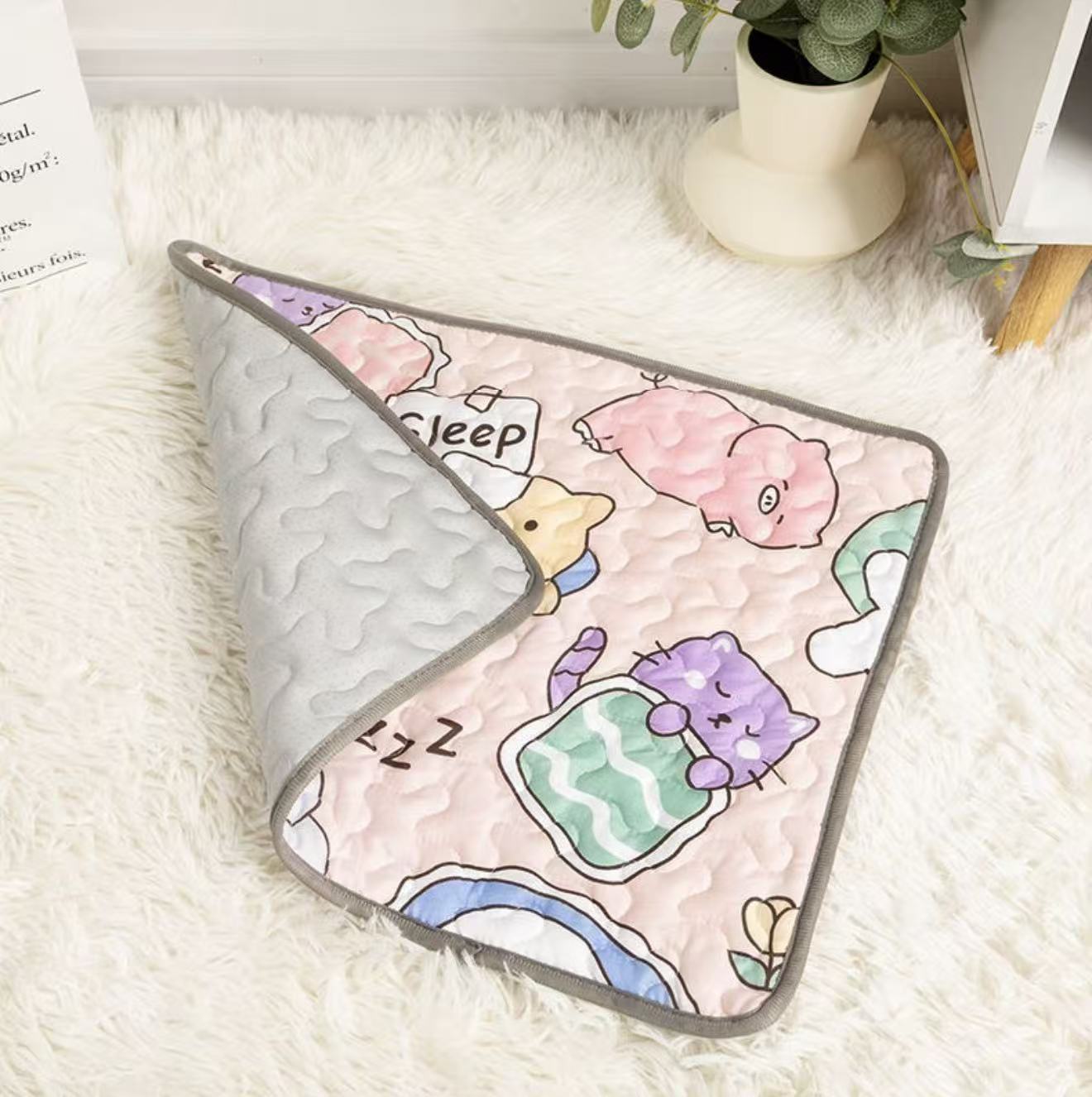 Four-Season Pet Mat – Soft, Non-Slip Bed Pad for Dogs & Cats